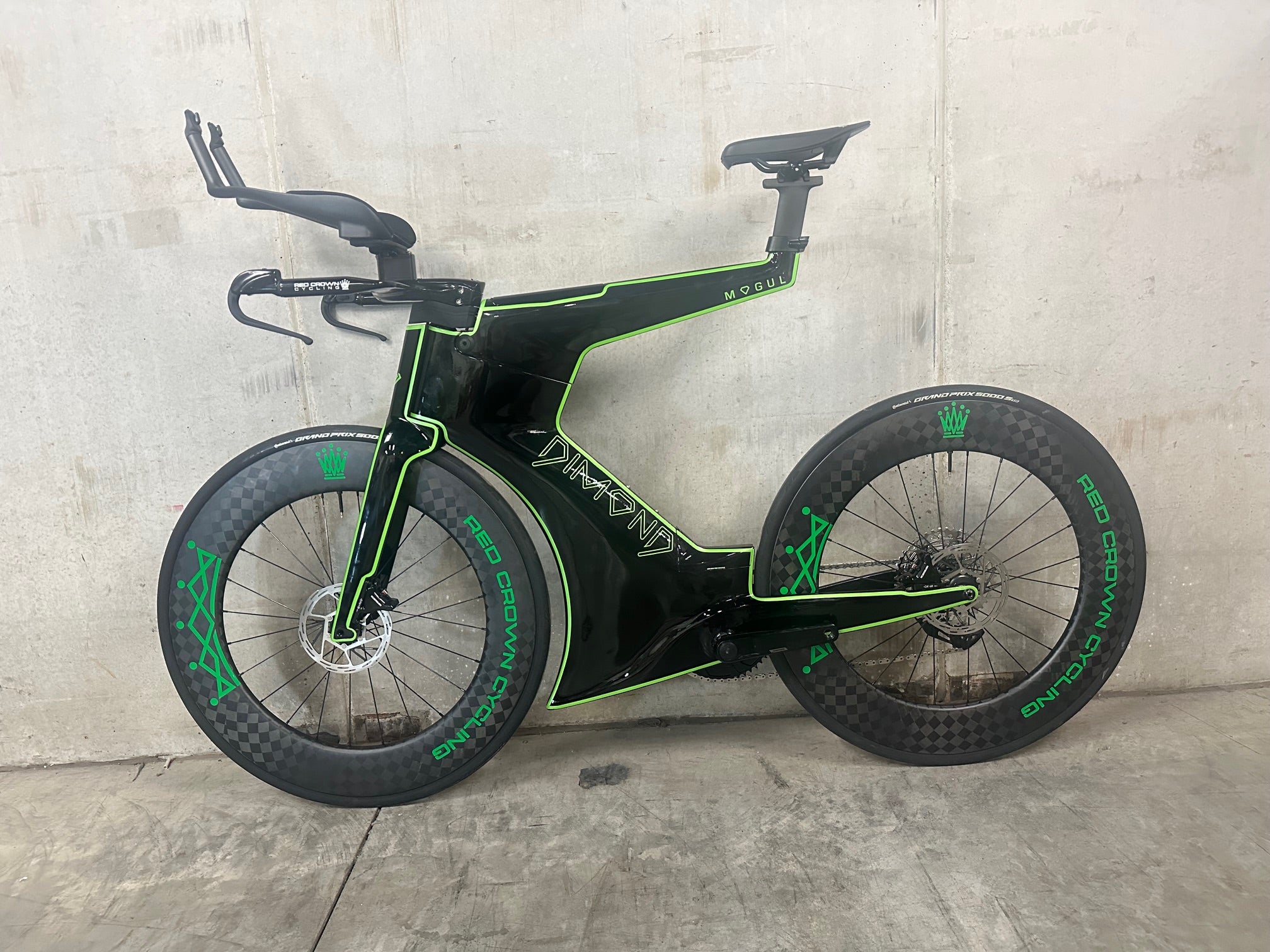 Demo Dimond Mogul Size V